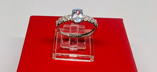 Topaz Criss Cross - Sterling Silver Adjustable up to size T