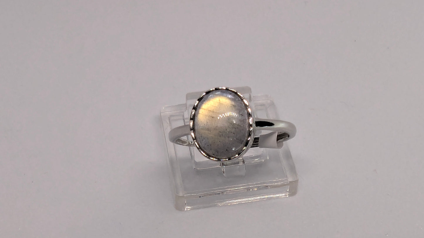 Round Lab - Sterling Silver Adjustable ring up to size S