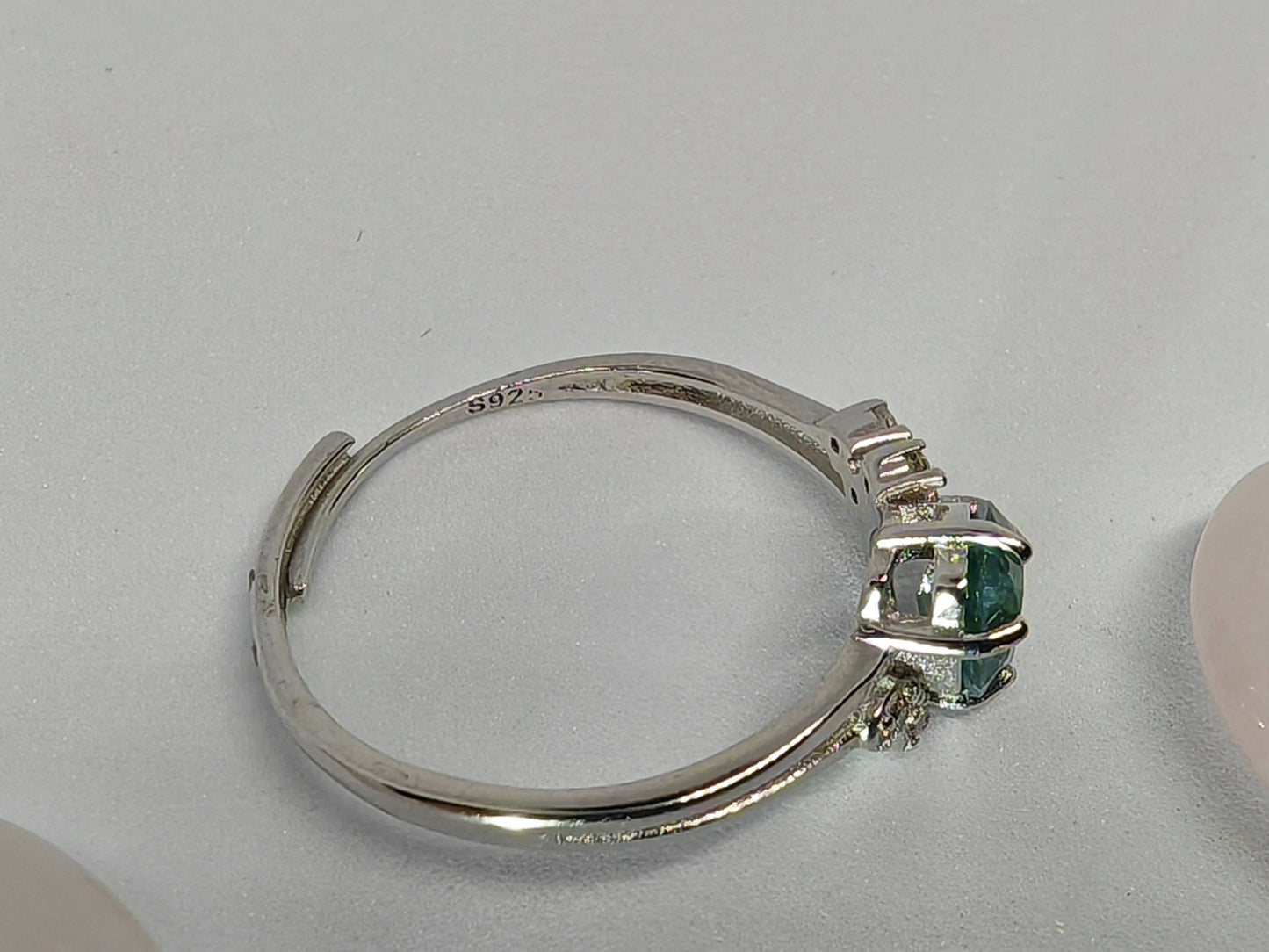 Moss Agate Drop - Sterling Silver Adjustable Ring up to Size (R)