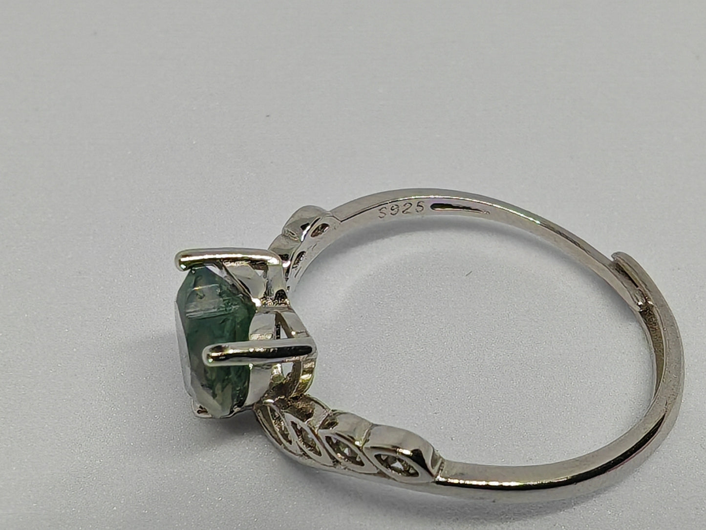 Moss Agate Heart - Sterling Silver Adjustable Ring with CZ Stones up to Size (R)